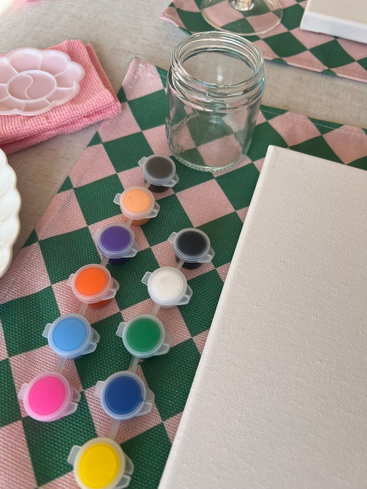 Paint & Sip Box